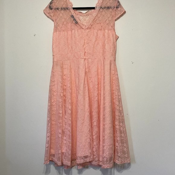 Peach Lace Dress - Picture 6 of 8